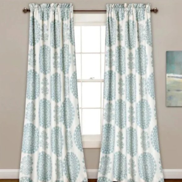 Floral Room Darkening Thermal Rod Pocket Curtain. Size 52” x 95” Blue/Cream -2 - Picture 1 of 5